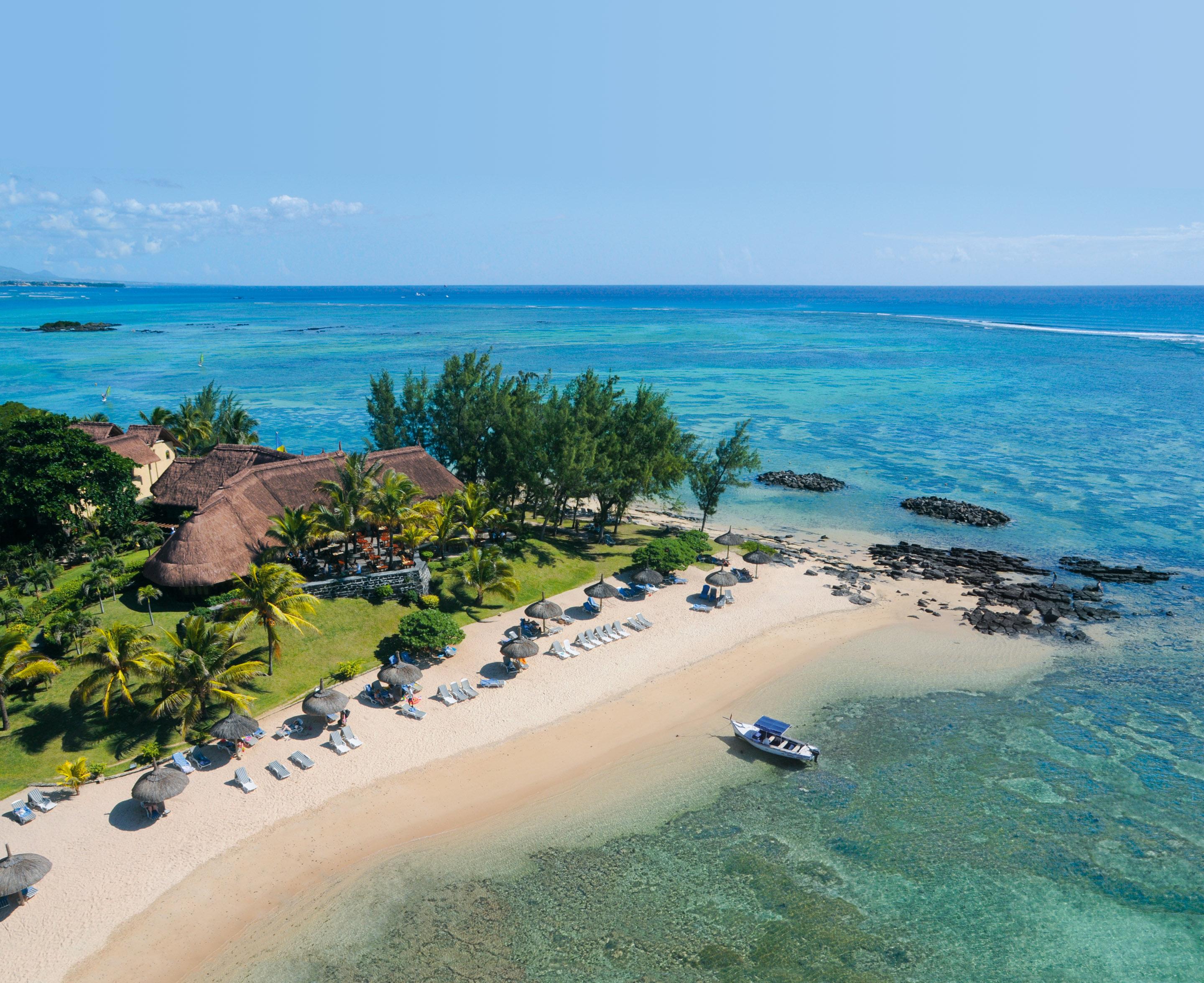 Canonnier Beachcomber Golf Resort & Spa Pointe aux Canonniers Exterior foto