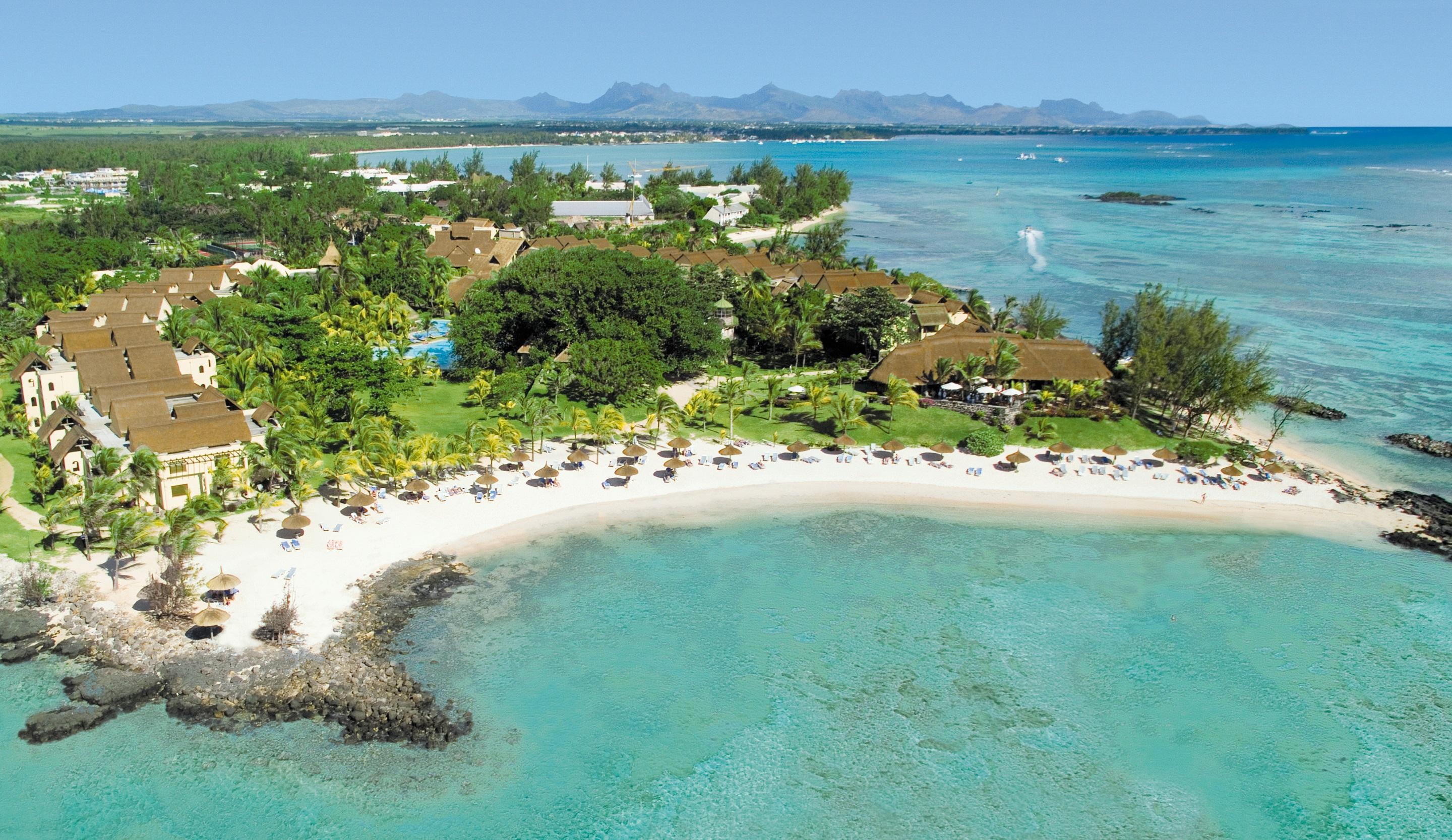 Canonnier Beachcomber Golf Resort & Spa Pointe aux Canonniers Exterior foto